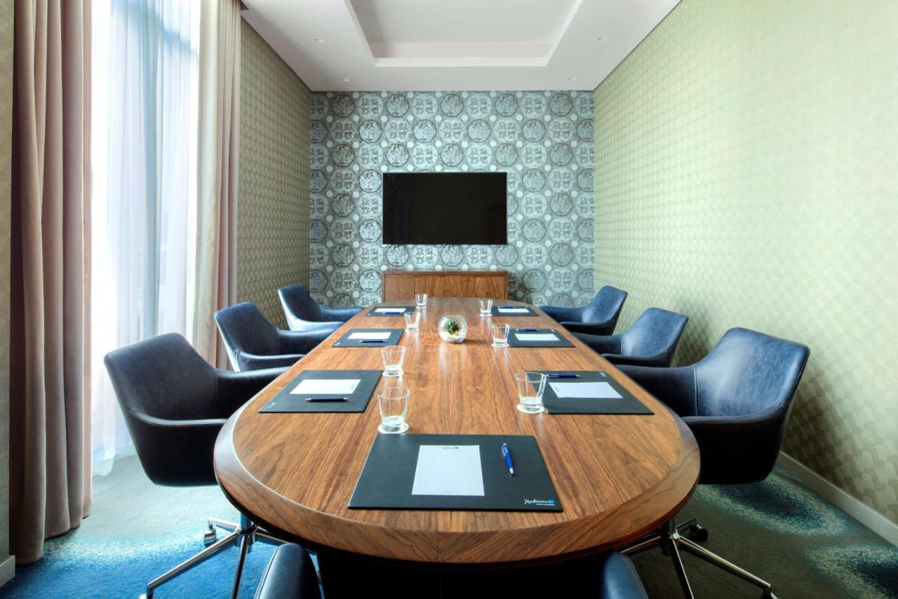 Radisson Blu Hotel Apartment Dubai Silicon Oasis Εξωτερικό φωτογραφία